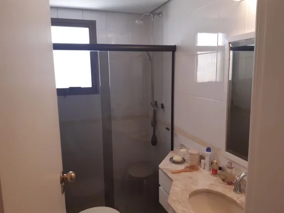 Imagem Apartamento à venda na Vila Andrade, São Paulo-SP: 3 quartos, 1 suíte, 4 banheiros, 2 vagas de garagem, 103m². Confira!