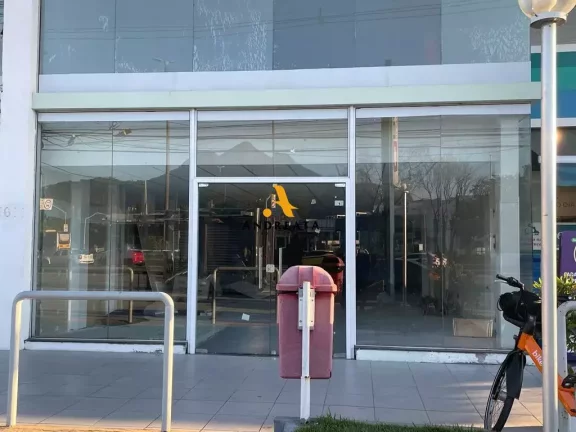 Imagem Barra da Tijuca Loja frontal Avenida das Américas