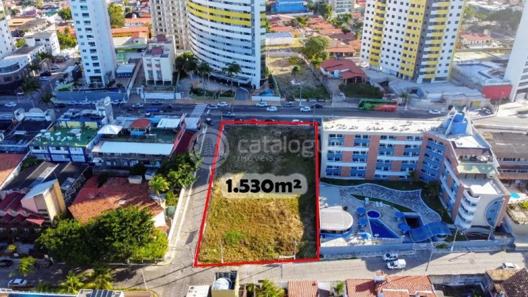Imagem Terreno em Ponta Negra, na Av. Eng. Roberto Freire
