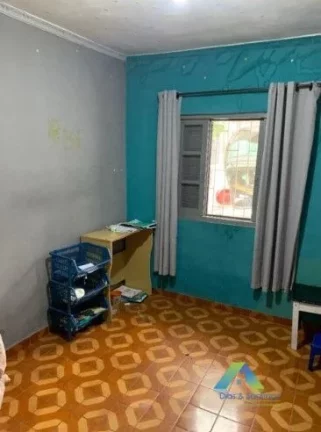Imagem Casa terrea a venda com 03 quartos - Jardim Vergueiro - Sacoma