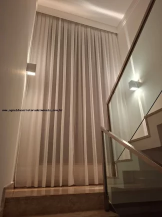Imagem Casa em Condomínio para Venda, Candelária, 5 dormitórios, 4 suítes, 6 banheiros, 6 vagas