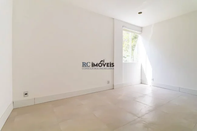 Imagem Casa a Venda no bairro Vila Progresso - Niterói, RJ