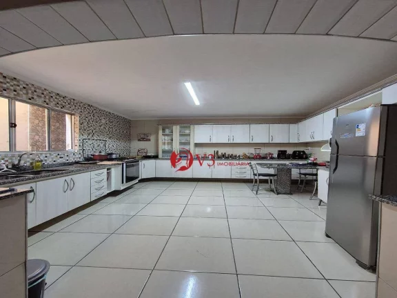 Imagem Sobrado a venda no Jardim Imperador 3 Dormitórios sendo 3 Suítes, 3 Vagas, 200 m
