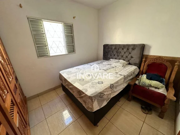 Imagem Casa com 3 dormitórios à venda, 280 m² por R$ 650.000,00 - Cidade Jardim - Itumbiara/GO