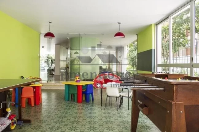 Imagem Apartamento à venda na Rua Monte Alegre com 3 quartos e 1 vaga, 135m2.
