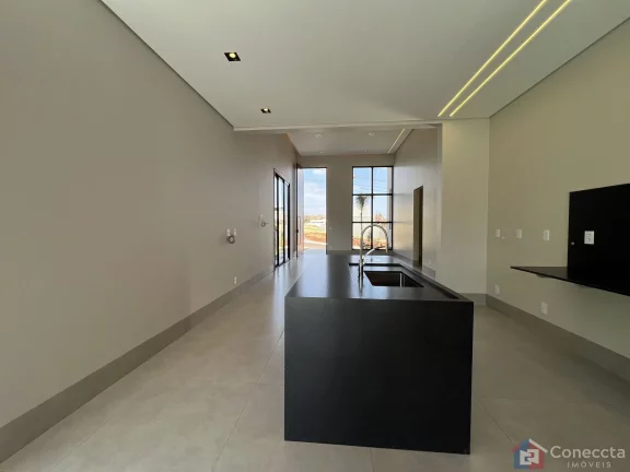 Imagem Mansão de Alto Padrão à Venda no Estância das Águas em Patos de Minas – 3 Suítes, Piscina e Acabamento Luxo