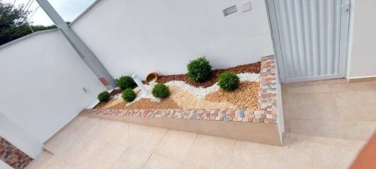 Imagem LINDO SOBRADO PERTINHO DA PRAIA 4 SUITES COM PISCINA