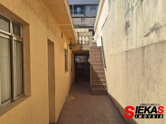 Imagem Imperdível: Casa à venda na Penha, São Paulo-SP com 2 quartos, 1 suíte, 2 banheiros, 3 vagas de garagem e 148 m² de área.