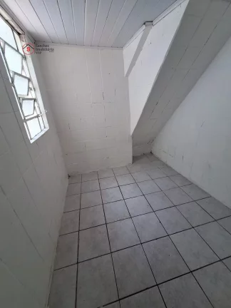 Imagem Casa t?(C)rrea para alugar a 400 metros do Metrô Vila Prudente. 2 dormitóorios + quartinho para escritório.