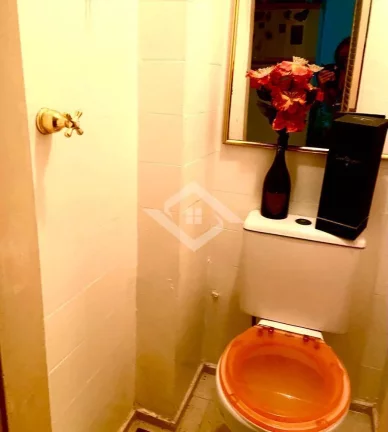 Imagem APARTAMENTO TIPO CASA XAVIER DA SILVEIRA PREDIO ANTIGO A DECOR,VAGA.