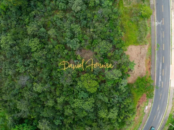 Imagem Lote com 1.000 m² Com fundo e vista livre para reserva - Condomínio Santa Monica - Jardim Botânico - DF