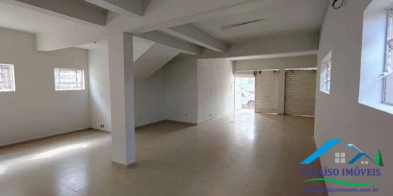 Imagem Ponto Comercial de 120m² para Aluguel no Centro de Paraisópolis, MG