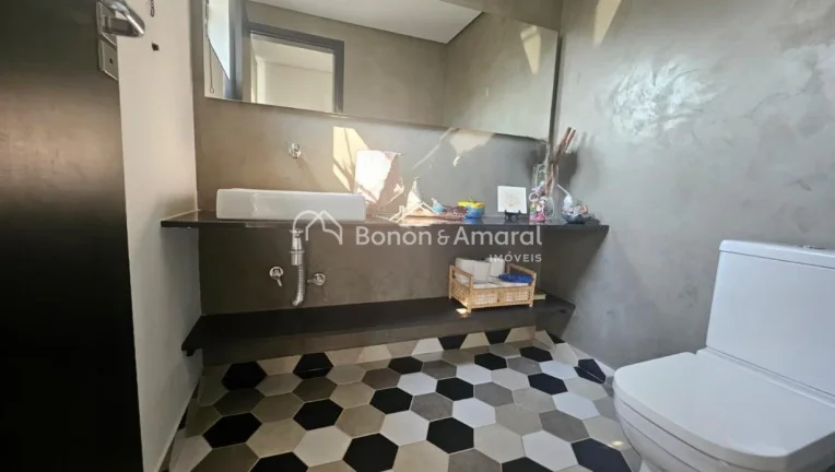 Imagem Descubra essa casa à venda em Valinhos, localizada em um condomínio fechado de fácil acesso a Cam...