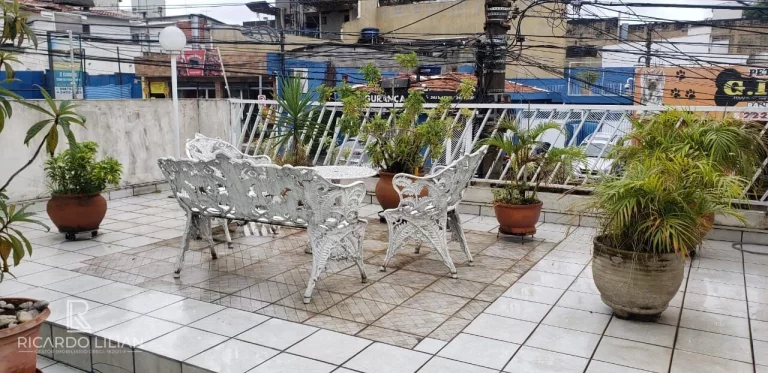 Imagem Sobrado para fins comerciais na Av Emilio Ribas Guarulhos - A Venda