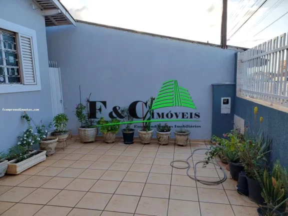 Imagem Casa para Venda em Araras, Conjunto Habitacional Heitor Villa Lobos, 3 dormitórios, 1 suíte, 2 banheiros, 2 vagas