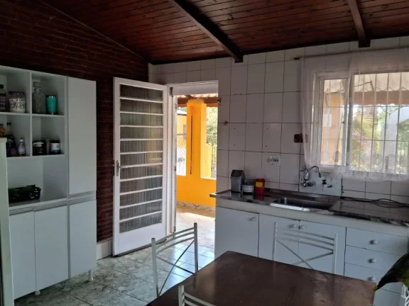 Imagem Chácara com 3 dormitórios à venda, 1000 m² por R$ 553.000,00 - Chácara Recreio Internacional - Suzano/SP