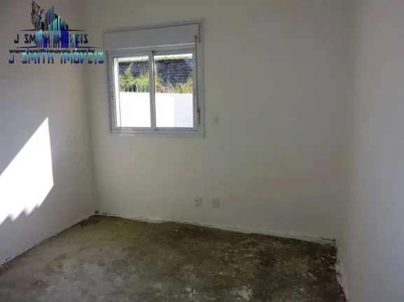 Imagem CASA ISOLADA, 170m², COM 3 SUÍTES. CONDOMÍNIO FECHADO NO JARDIM DA GLÓRIA.
