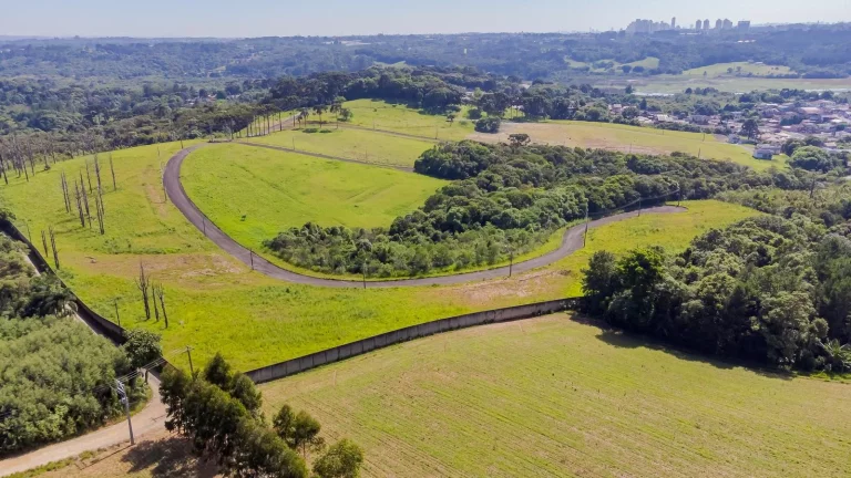 Imagem Terrenos em condomínio próximo ao Passauna