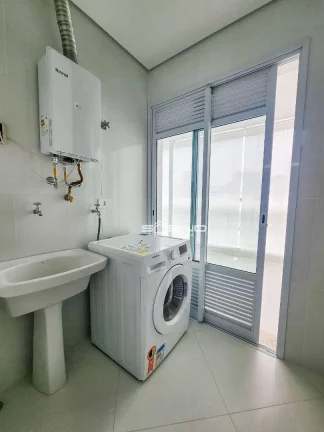 Imagem Cobertura à venda, com 4 Dormitórios 3 suítes 209m² em Riviera de São Lourenço - Bertioga SP