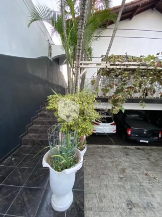 Imagem CASA À VENDA, COM 270M² COM 3 DORMS SENDO 2 SUÍTES, EDÍCULA E CHURRASQUEIRA, VAGA PARA ATÉ 5 CARROS - JARDIM NORDESTE