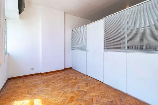 Imagem Sala Comercial para Venda em Rio de Janeiro, Copacabana, 1 banheiro