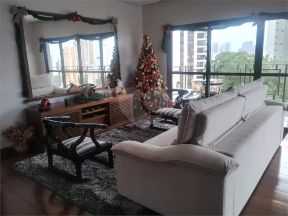 Imagem Apartamento à venda ou para alugar com 4 quartos, sendo 1 suíte, no condomínio Patricia, São Paulo - SP