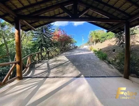 Imagem OPORTUNIDADE !!! CASA DE CAMPO EM CONDOMÍNIO FECHADO NO CENTRO DE DOMINGOS MARTINS.