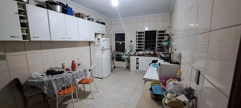 Imagem Casa e Ponto Comercial à Venda
