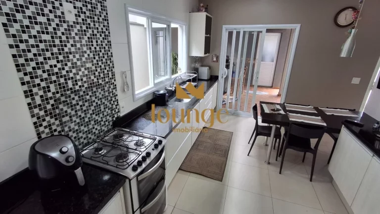 Imagem Casa à venda em Vossoroca Zona Leste - Votorantim/SP