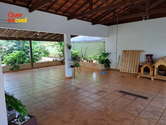 Imagem Casa à venda no Jardim Recreio, Ribeirão Preto-SP: 3 quartos, 3 suítes, 5 salas, 4 banheiros, 5 vagas, 450m². Quer Imóvel Negócios Imobiliários.
