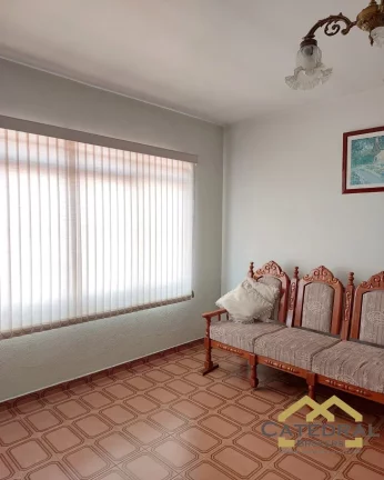 Imagem Casa térrea com 3 dormitórios à Venda por R$660.000,00 no bairro Pacaembu Jundiaí/SP