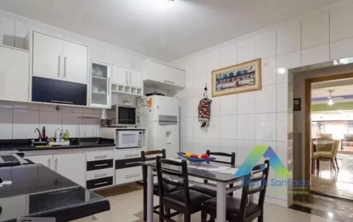 Imagem MIRANDÓPOLIS Lindo Sobrado 200 metros, 3 dormitórios, 1 suíte, 4 vagas espaço gourmet com churrasqueira ótima localização e valor !!!