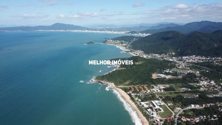 Imagem Casa Alto Padrão mobiliada e decorada á venda com 6 suítes e 8 vagas na Interpraias em Balneário Camboriú.