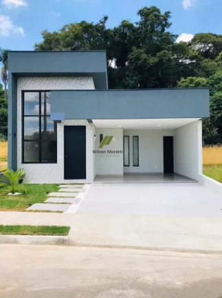 CASA EM CONDOMÍNIO EM EXCELENTE LOCALIZAÇÃO