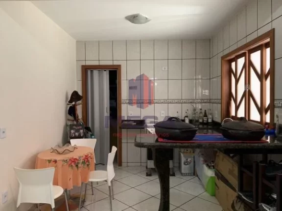 Imagem Linda casa colonial no bairro Araças R$750.000,00