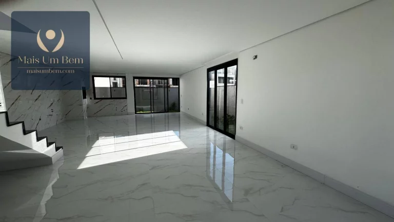 Imagem Sobrado Tríplex com Terraço em condomínio fechado com Piscina, 3 suítes, 171 m² por R$ 1.290.000 - Santa Cândida - Curitiba/PR