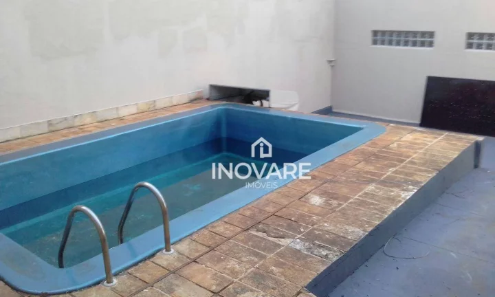 Imagem Casa com 4 dormitórios à venda, 360 m² por R$ 800.000 - Alto da Boa Vista - Itumbiara/GO
