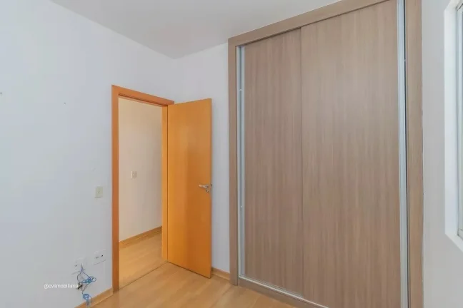 Imagem Este espaçoso apartamento de 153 metros quadrados é uma excelente escolha para quem busca conforto...