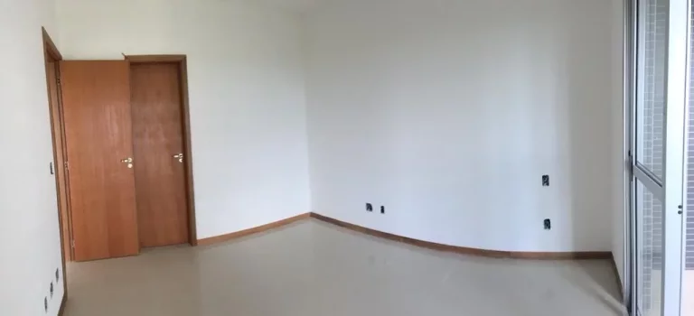 Imagem Apartamento de 2 e 3/4 suíte e varanda piso em porcelanato com Shopping Bosque Grão Pará Colégio Equipe no Cidade Cristal Bairro Planejado de Belém