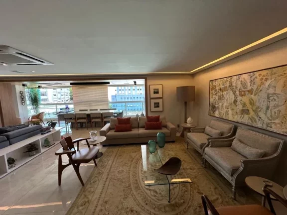 Imagem A 5ª Avenida Imóveis apresenta essa exclusiva e bem decorada unidade de 3 Suites + gabinete no CONDOMÍNIO BARRA PORTO no melhor ponto da BARRA: