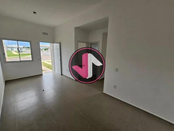 Imagem A casa dos seus sonhos está à venda em Várzea Grande, no bairro Petrópolis. Localizada no condom...
