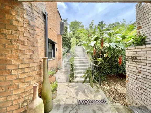 Imagem Casa de Condomínio em Palos Verdes - Cotia