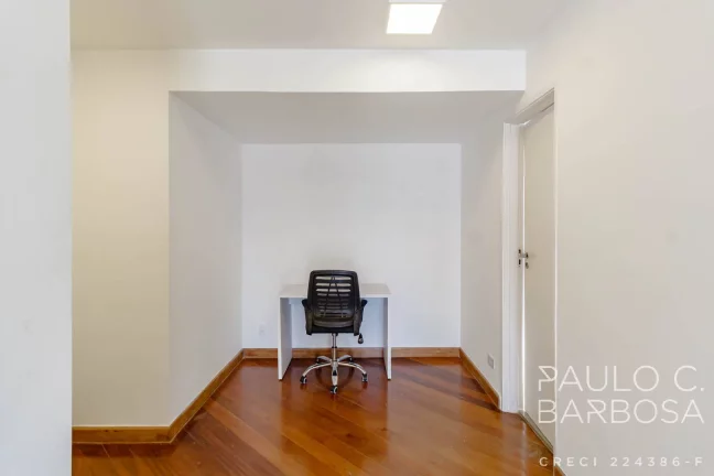 Imagem Pinheiros Cobertura com 3 dormitórios ( 2 Suítes) - 3 Vagas - 240m²