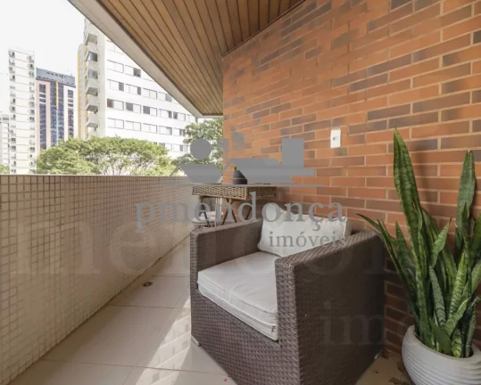 Imagem Apartamento em Perdizes com 4 dormitórios e 3 vagas, 200m²