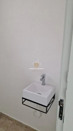 Imagem Modernidade e Conveniência: Sobrado Novo no Alvinópolis – Atibaia/SP