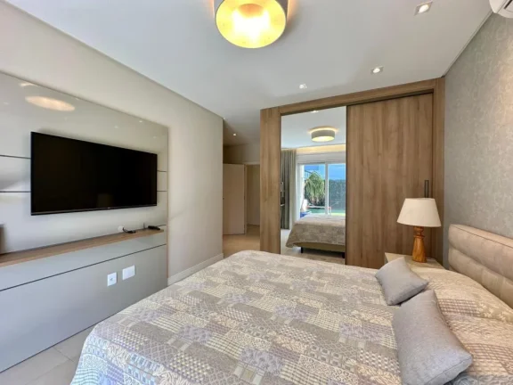 Imagem Casa em Condominio 4 Dormitórios - Bairro Zona Nova