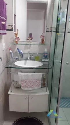 Imagem Lindo apartamento, 3 dormitórios, 1 vaga, lazer completo com localização privilegiada proximo a comércios, transporte publico e principais avenidas.