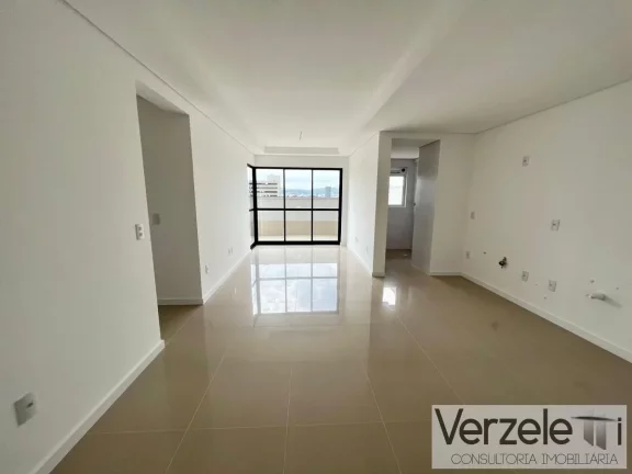 Imagem Apartamento 3 dormitórios para Venda em Balneário Camboriú / SC no bairro Estados