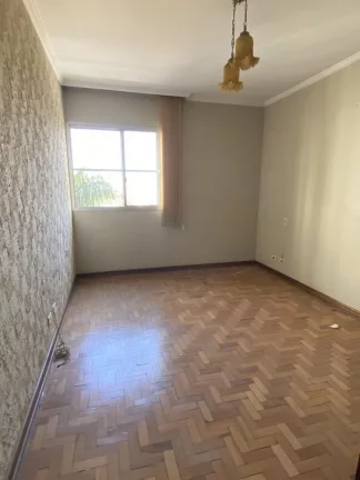 Imagem Amplo apartamento localizado próximo à Avenida Independência, com 132 m² de área útil distribu...