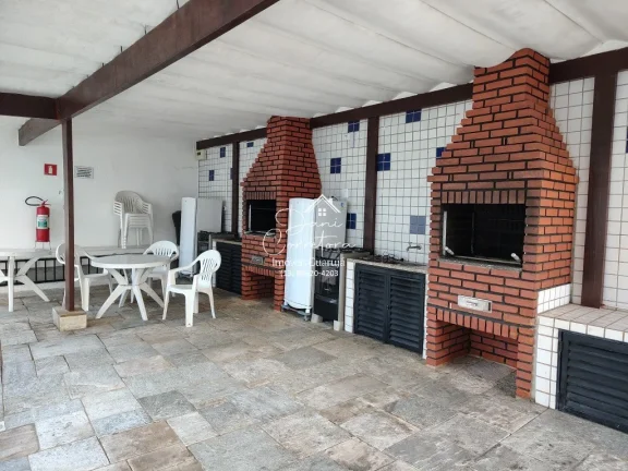 Imagem Apartamento com vista para o mar e lazer na Enseada, Guarujá-SP: 3 quartos, 1 suíte, 2 salas, 2 banheiros, 1 vaga, 106m². Venha conferir!